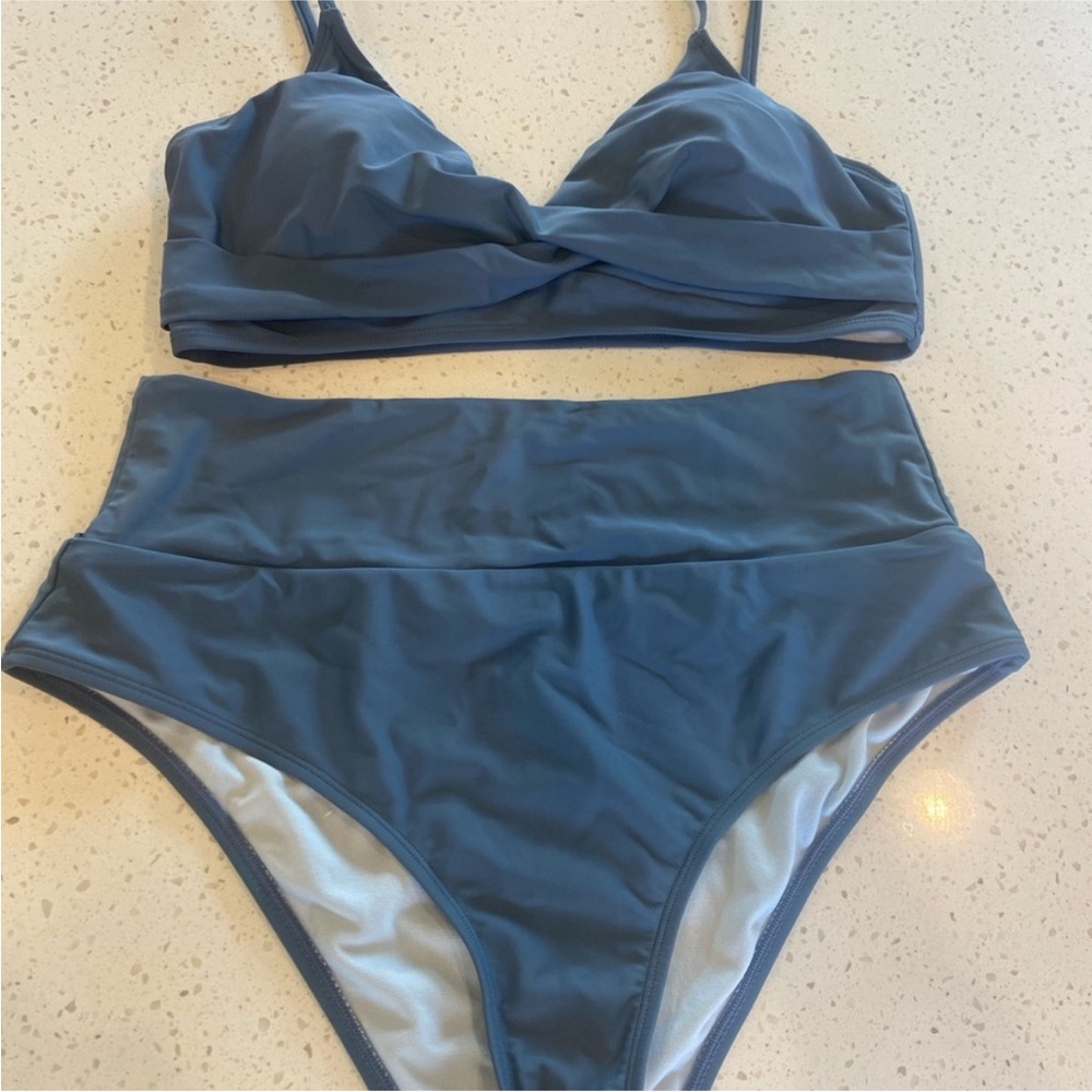 Cupshe Navy High-Waisted Bikini Set